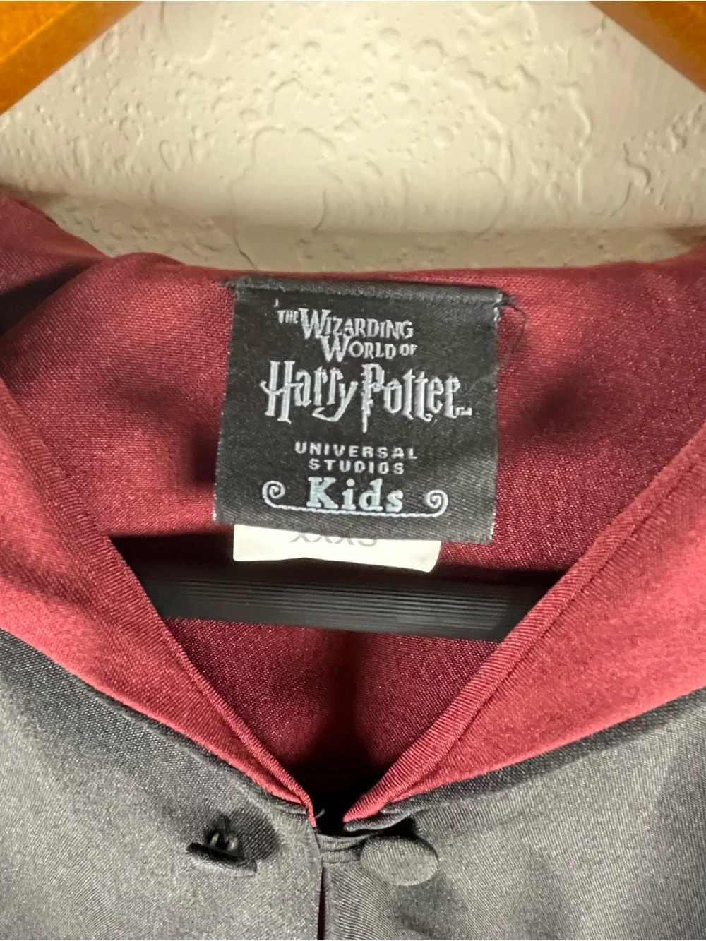 Universal Studios Wizarding World Harry Potter Gryffindor Robe Youth XXXS